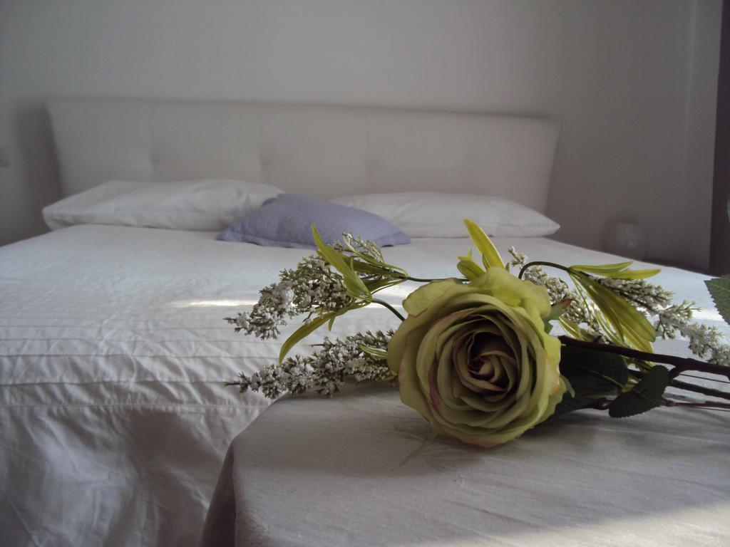 B&B Rosa Del Garda Lazise Pokój zdjęcie